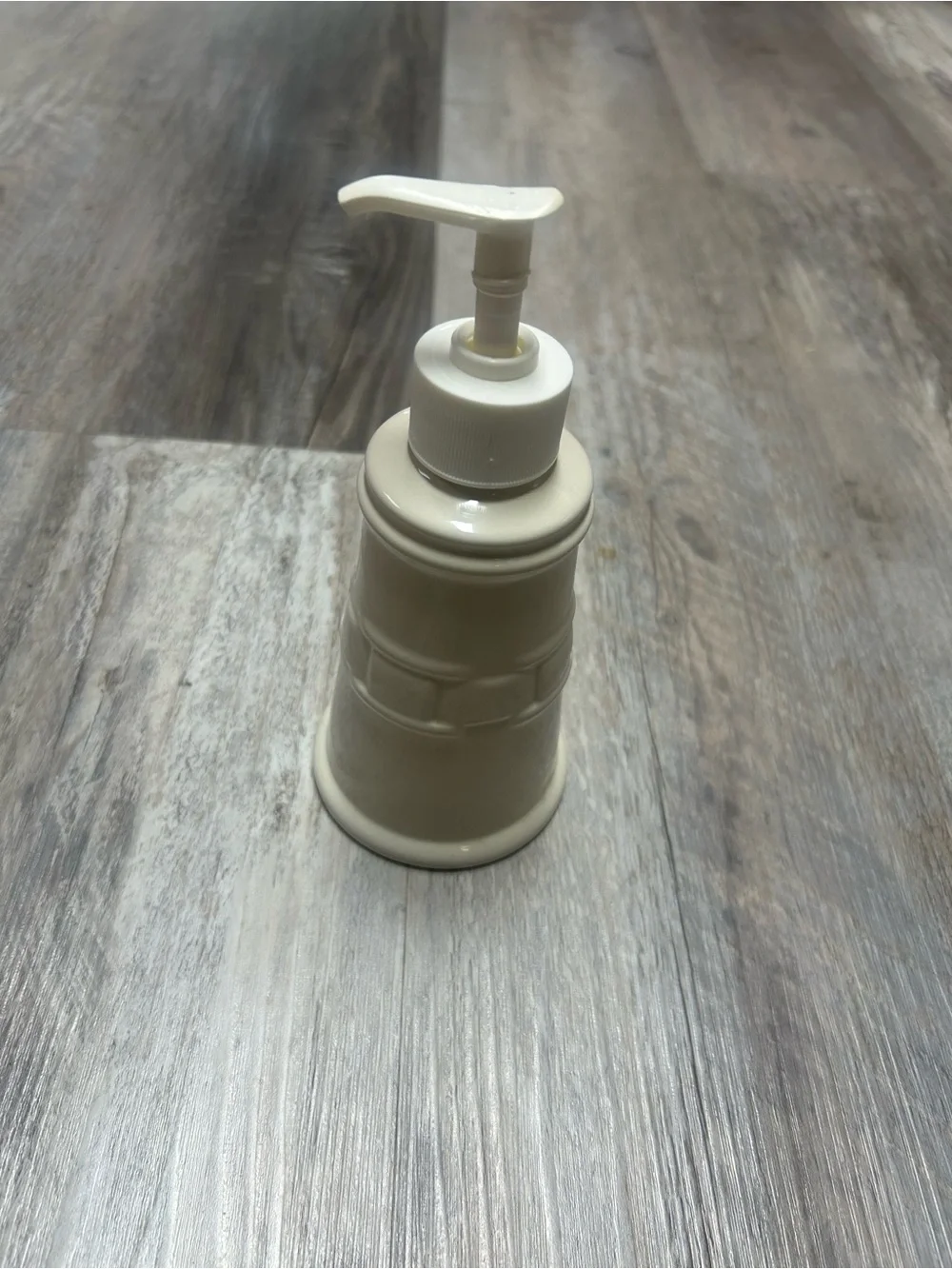 Longaberger Ivory Woven Traditions Soap Dispenser